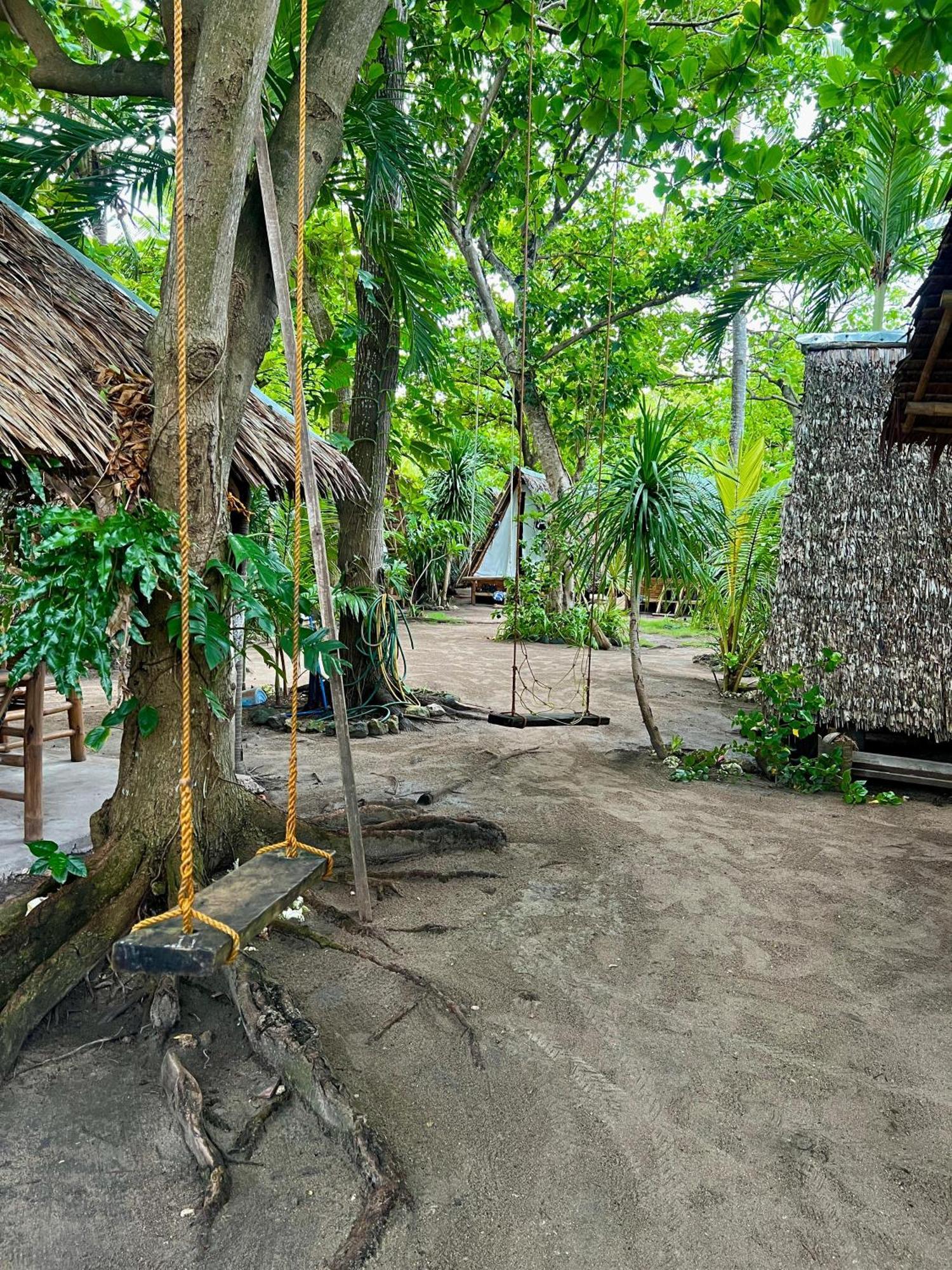 Georgia'S Neverland Hostel Logon Exterior photo